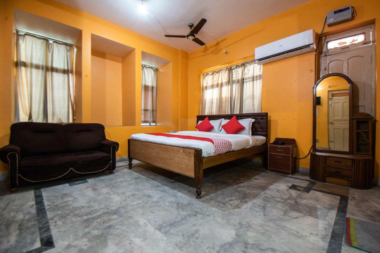 Oyo 29792 Piyush Hajipur Hotel Esterno foto