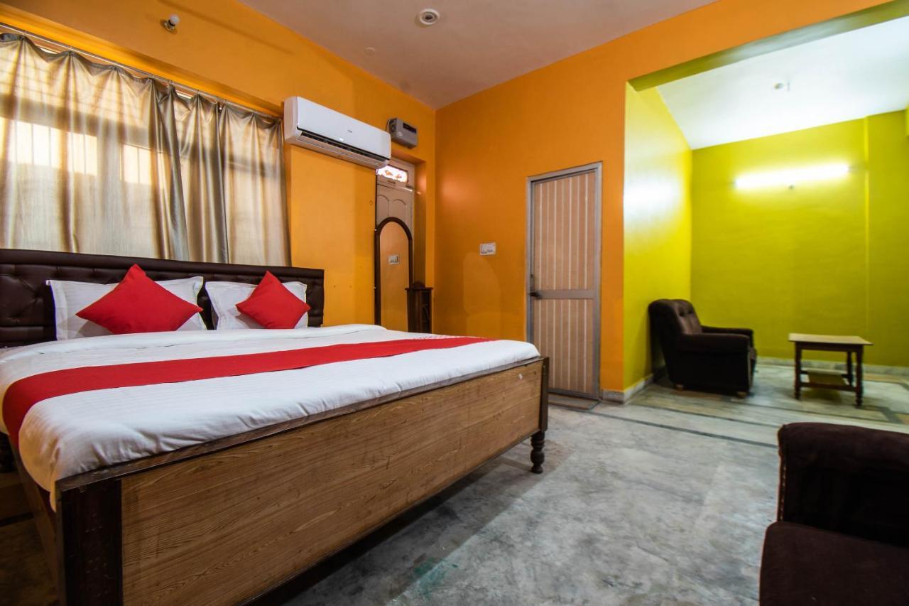 Oyo 29792 Piyush Hajipur Hotel Esterno foto
